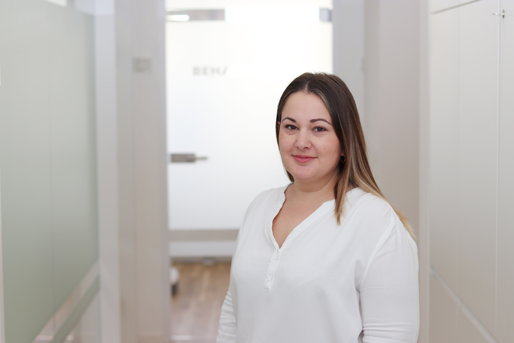 Zahnarzt Vaihingen – Wenninger – Team – Frau Leao Zahnarzt Vaihingen - Wenninger - Team - Frau Leao