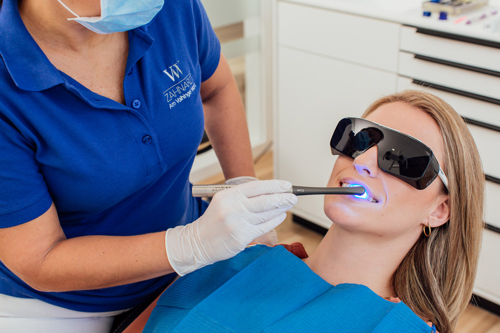 Bleaching Stuttgart Vaihingen – Behandlung Bleaching Stuttgart Vaihingen - Behandlung